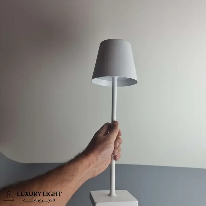 آباژور رومیزی مدل L05